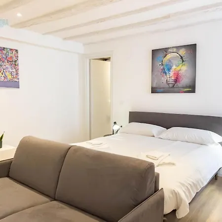 Imbriani 10a Tirabora Short Rent * Trieszt